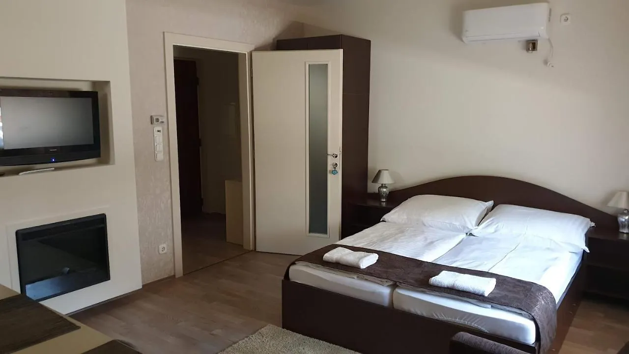 Keller Arany Apartmanok Hajdúszoboszló Węgry